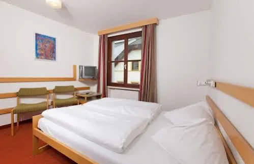 מלון Kernwirt מאוטרנדורף